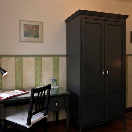 La Fresca Hotell Kroměříž Eksteriør bilde
