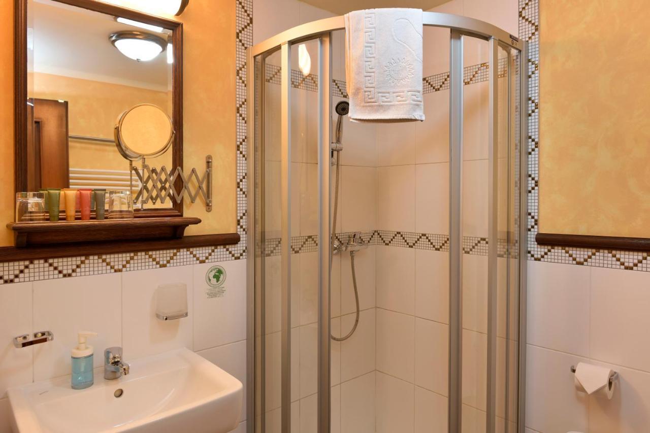 La Fresca Hotell Kroměříž Eksteriør bilde