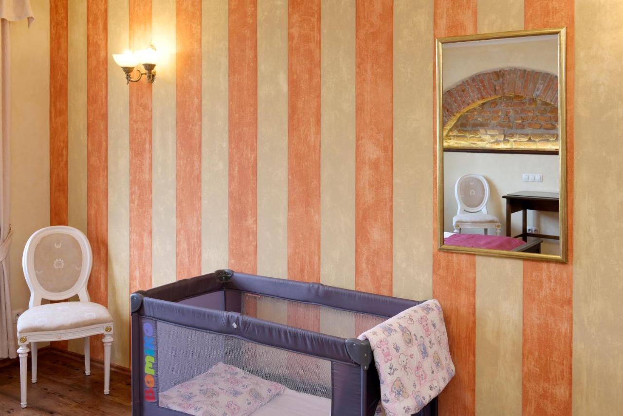 La Fresca Hotell Kroměříž Eksteriør bilde