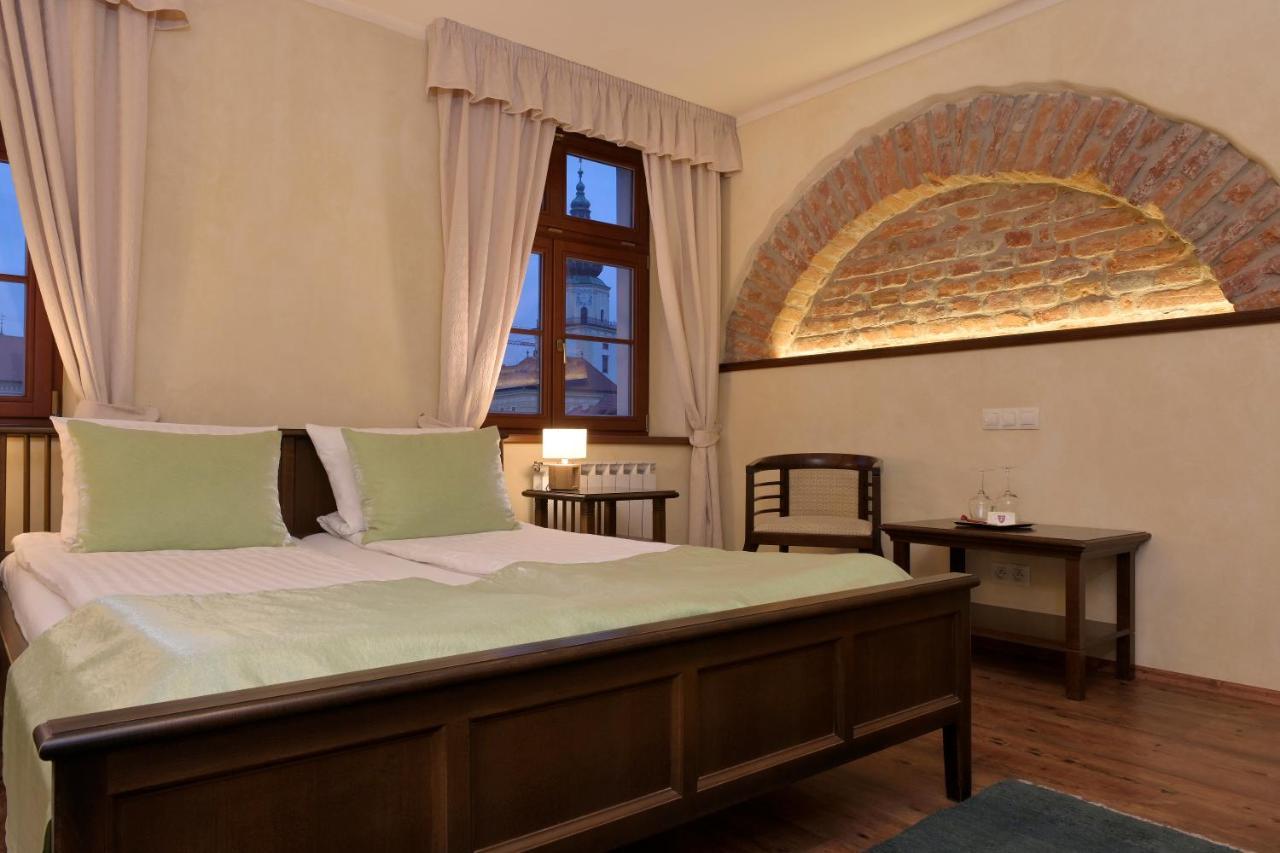 La Fresca Hotell Kroměříž Eksteriør bilde