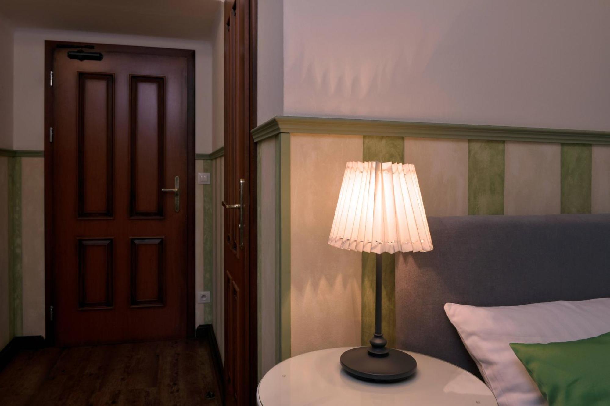 La Fresca Hotell Kroměříž Eksteriør bilde