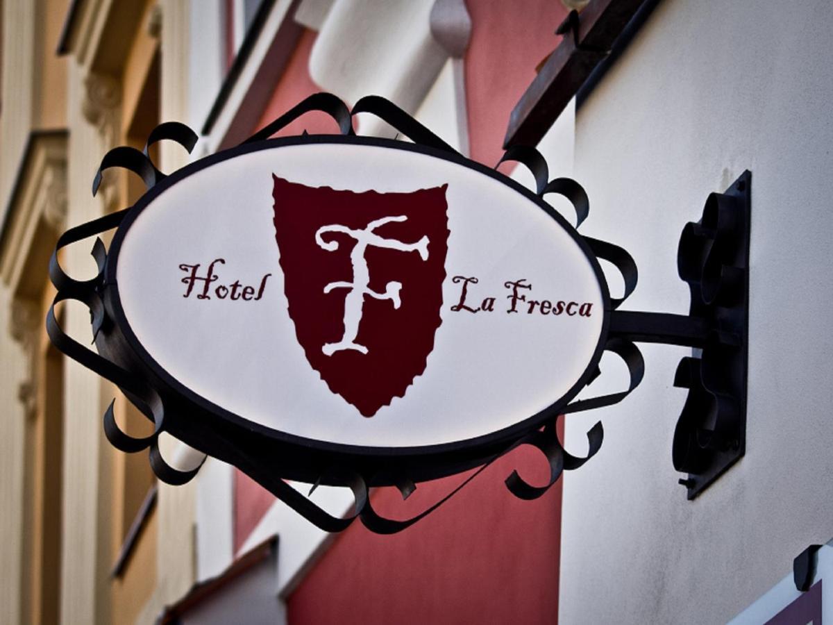 La Fresca Hotell Kroměříž Eksteriør bilde